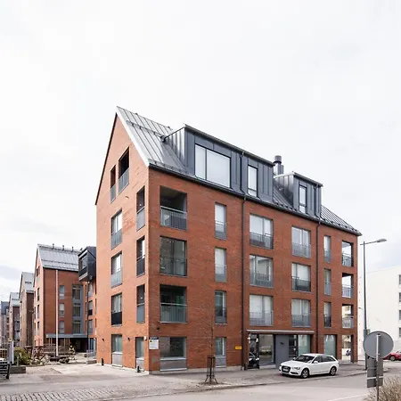 Hiisi Homes Center アパート エスポー