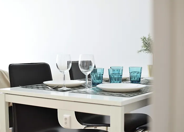 Hiisi Homes Center *