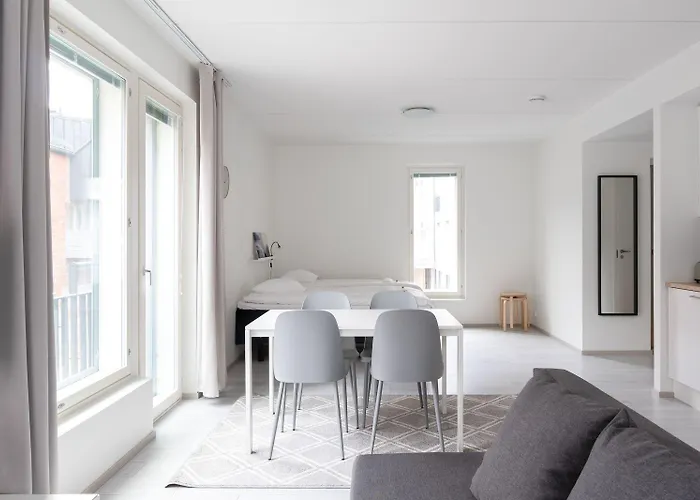 Hiisi Homes Center *