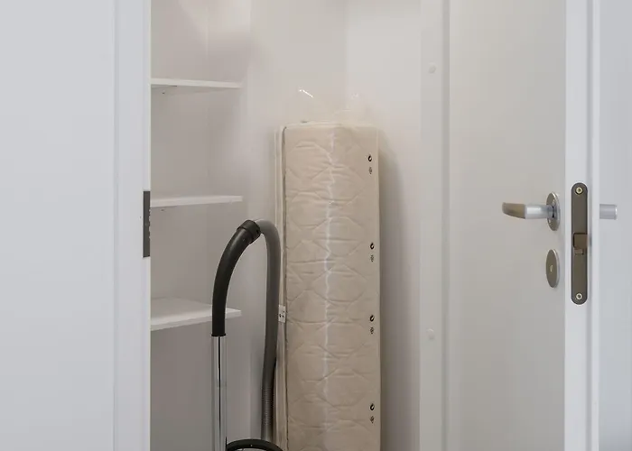 Hiisi Homes Center エスポー